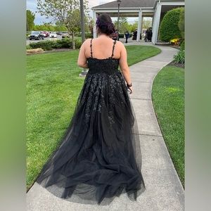 Black Ballgown Prom dress size 16-18